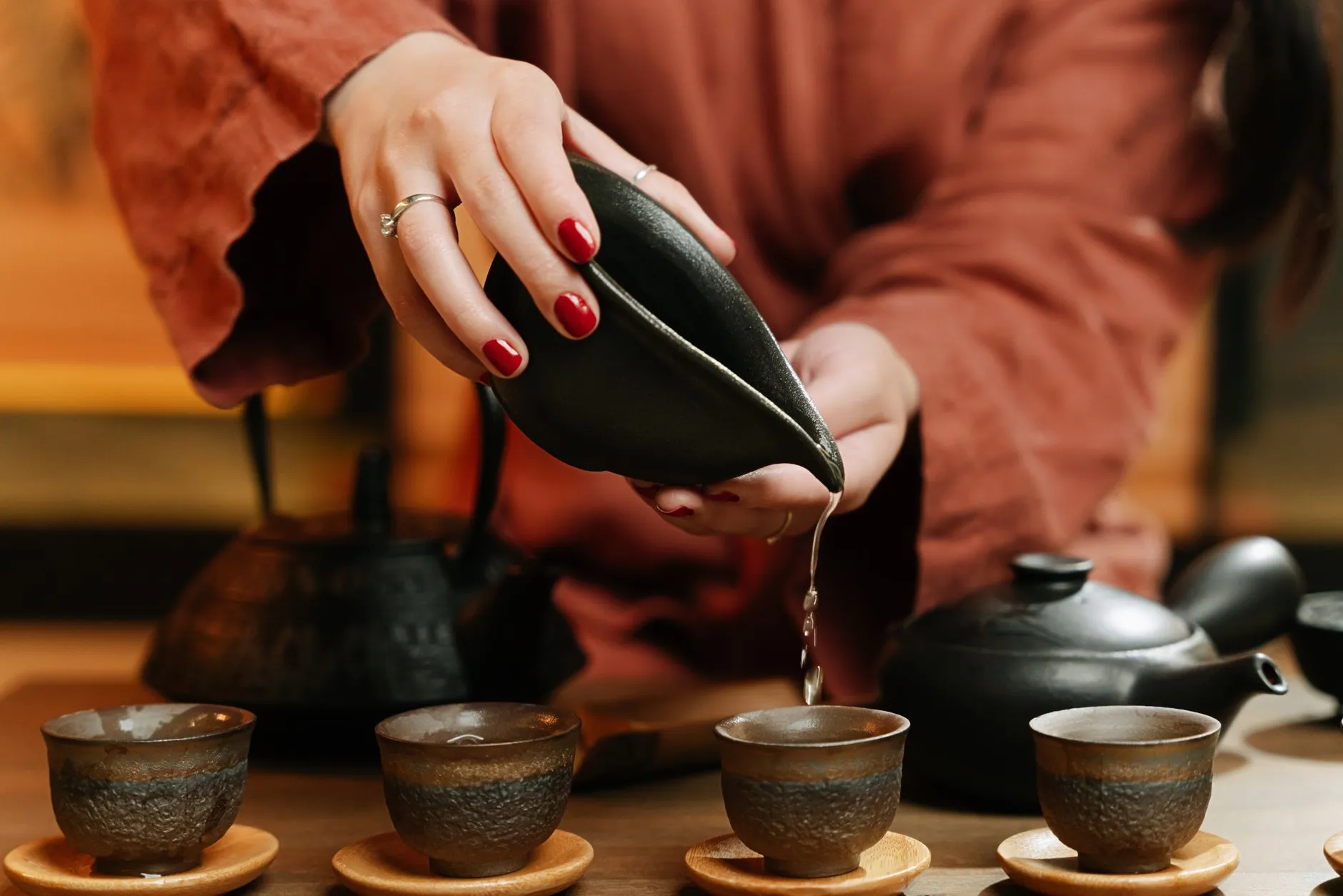 童月依百货店护肤美妆产品成分与功效技术解析